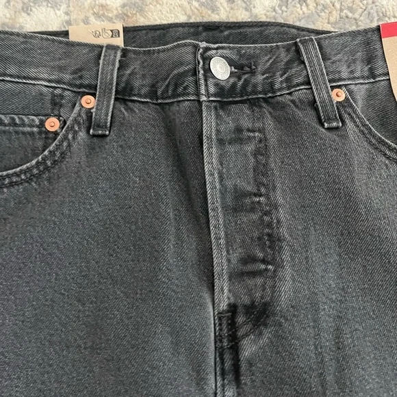 NWT Levi's Denim Cotton Blend Midi Skirt with Side Slit, Black, Size 31 - Picture 3 of 14